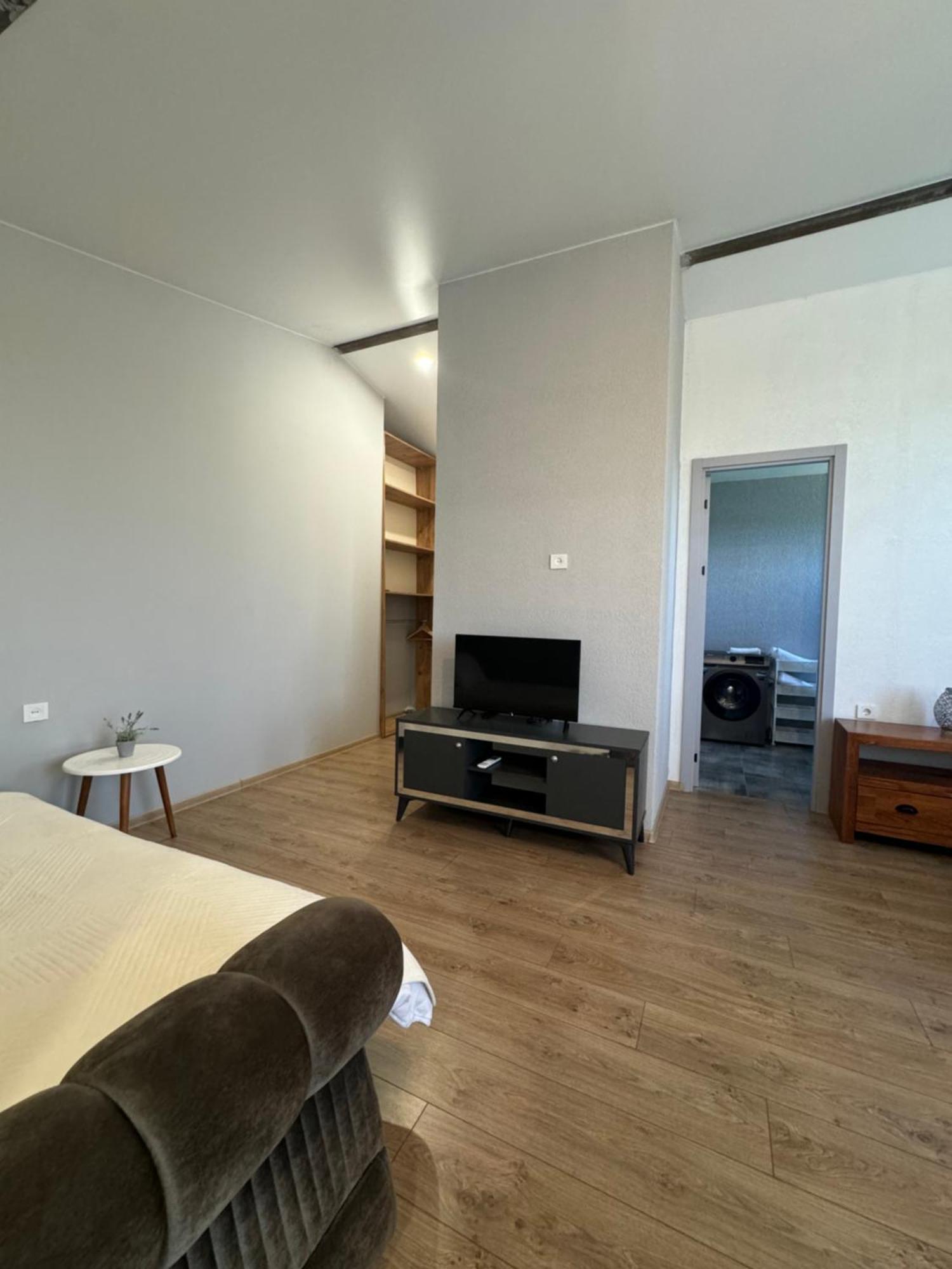 Guest House Elene Gori Ngoại thất bức ảnh