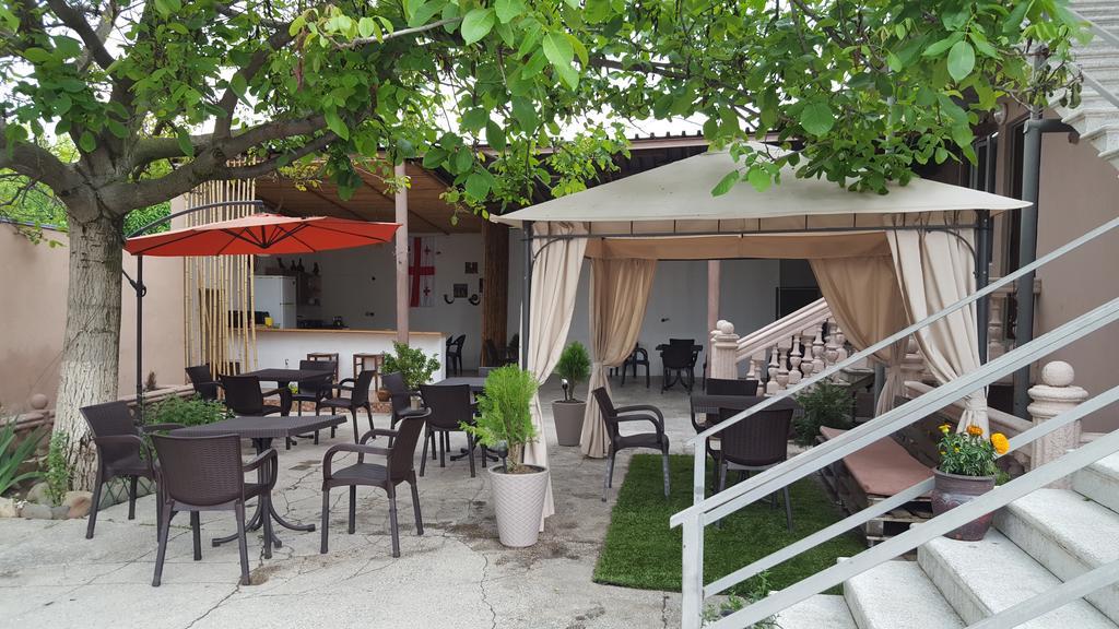Guest House Elene Gori Ngoại thất bức ảnh