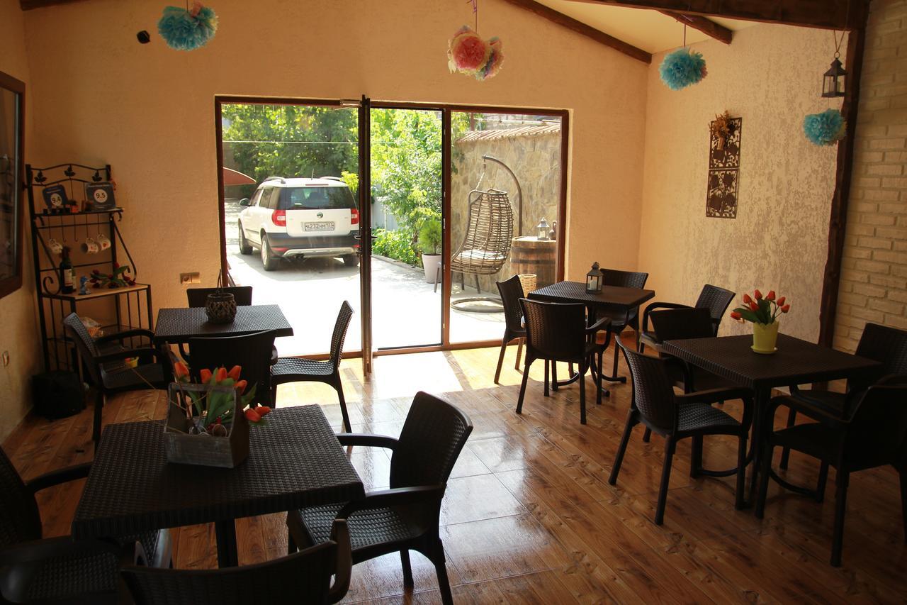 Guest House Elene Gori Ngoại thất bức ảnh