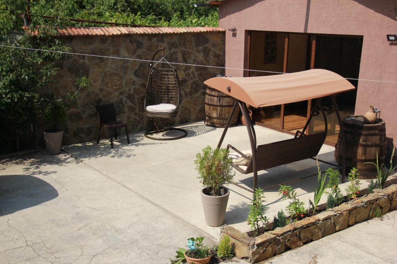 Guest House Elene Gori Ngoại thất bức ảnh